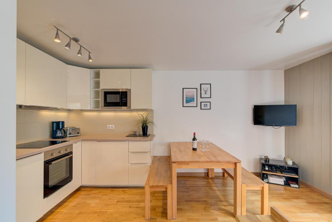 Apartment Fermes Du Montenvers B11 - Alpes Travel - Central Chamonix - Sleeps 4 Esterno foto